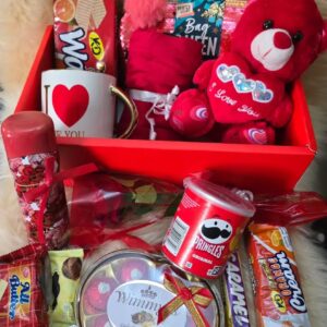 female valentine gift hamper