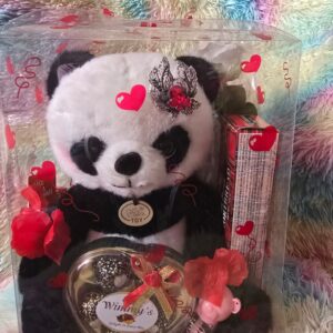 Home female gift hamper